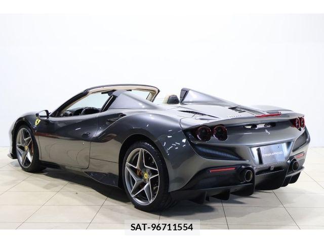 Ferrari F8 Spider 2023-10 8561870-6