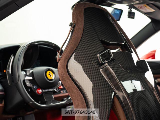 Ferrari F8 Spider 2022-04 8626721-15