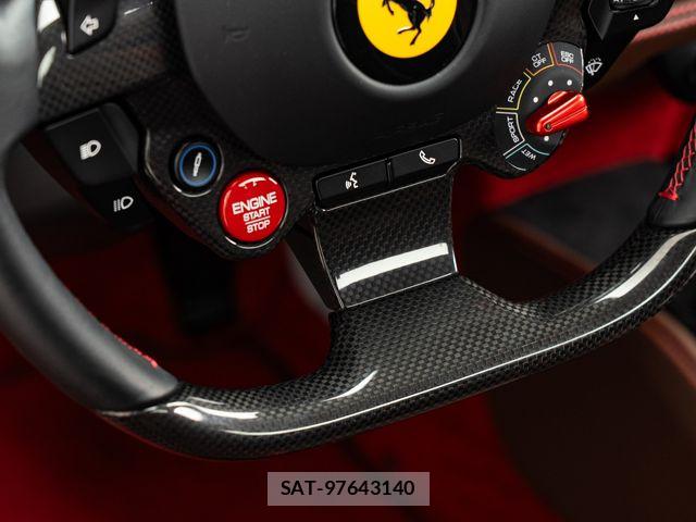 Ferrari F8 Spider 2022-04 8626721-22