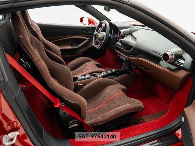 Ferrari F8 Spider 2022-04 8626721-27