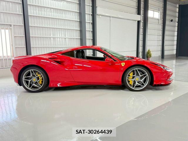 Ferrari F8 Tributo 2020-09 6905001-10