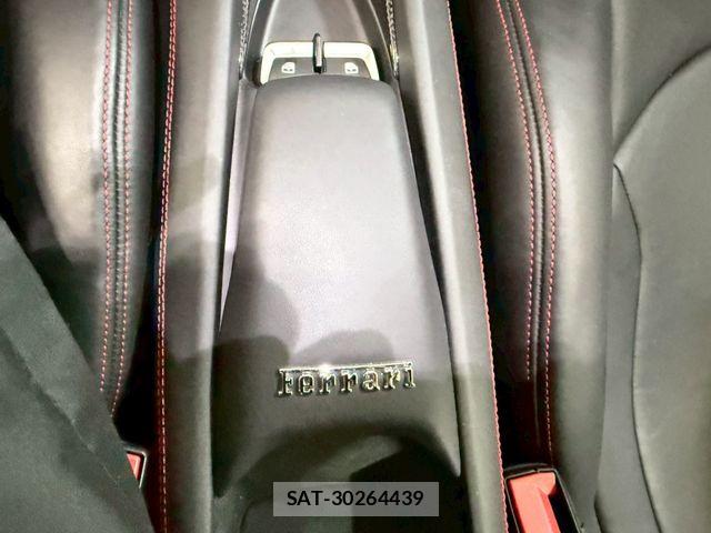 Ferrari F8 Tributo 2020-09 6905001-17