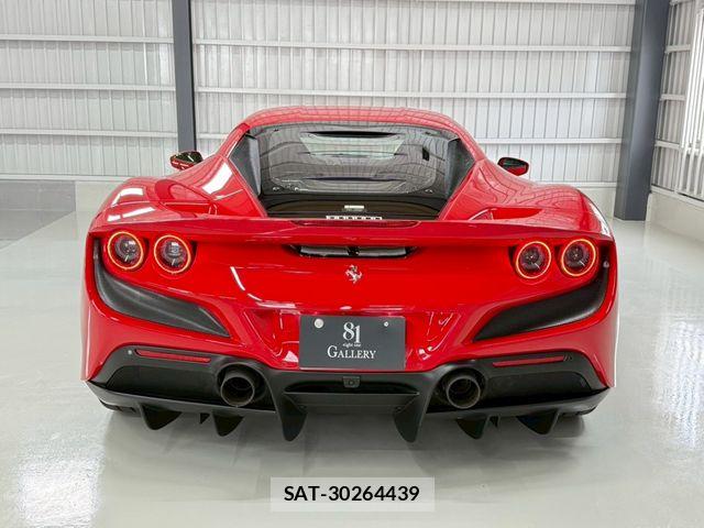 Ferrari F8 Tributo 2020-09 6905001-24