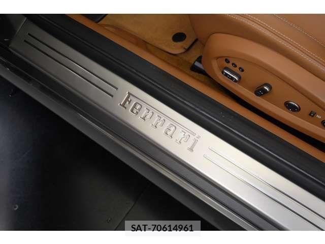 Ferrari FF 2013-11 7218405-1