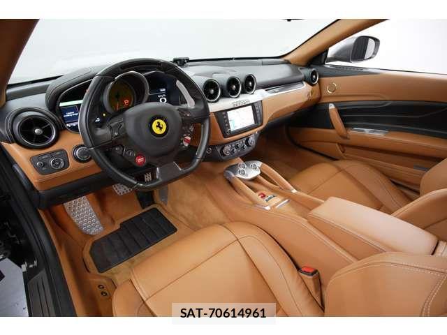 Ferrari FF 2013-11 7218405-6