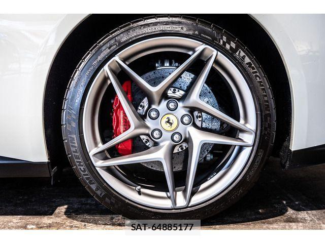 Ferrari GTC4 2020-11 3669071-8