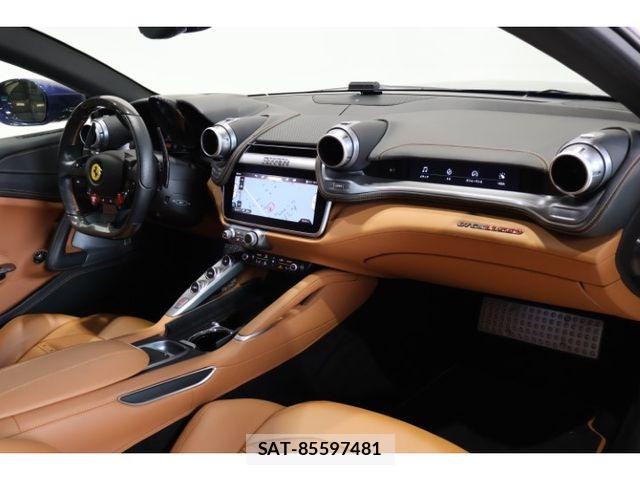 Ferrari GTC4 2019-10 8742052-16
