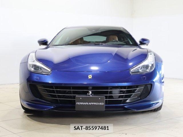 Ferrari GTC4 2019-10 8742052-1