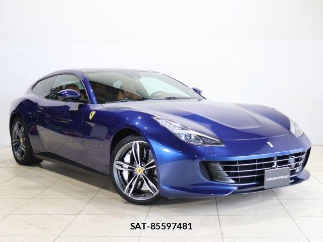Ferrari GTC4 2019-10 8742052-5