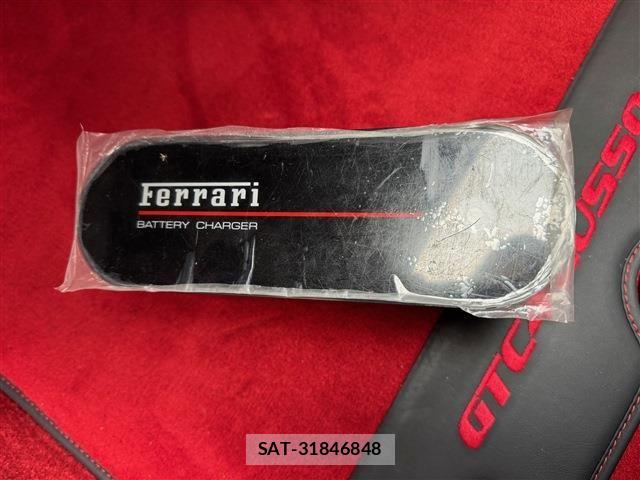 Ferrari GTC4 2019-12 4941116-23