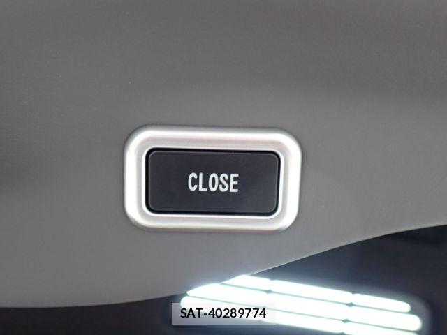 Ferrari GTC4 2018-05 7271875-25