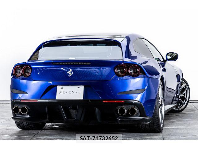 Ferrari GTC4 2019-12 7392126-2