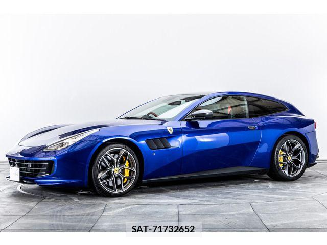 Ferrari GTC4 2019-12 7392126-3
