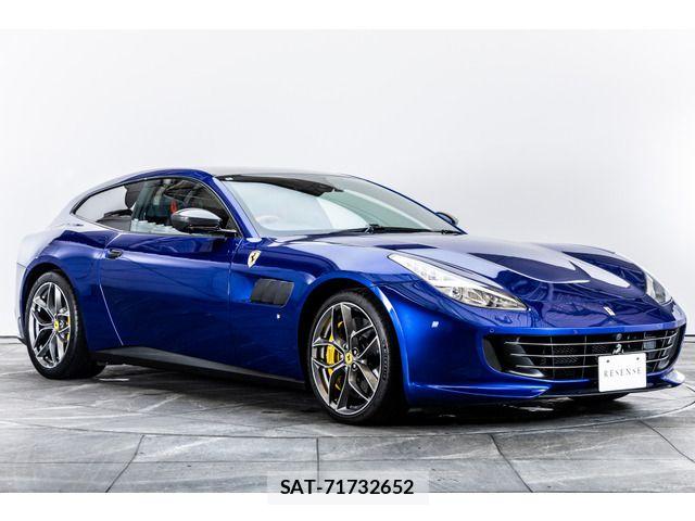 Ferrari GTC4 2019-12 7392126-6
