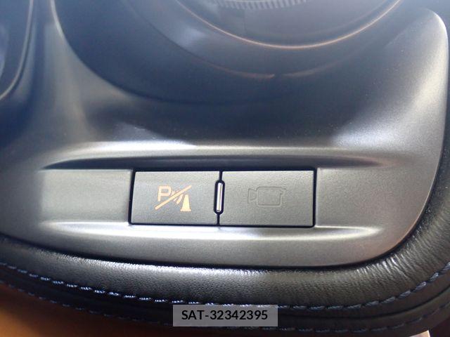 Ferrari GTC4 2020-01 8073733-20