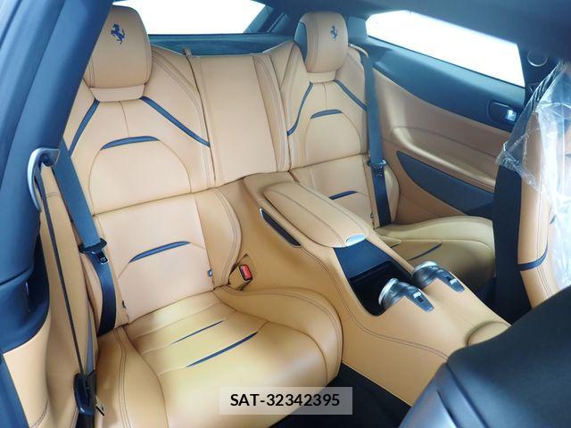 Ferrari GTC4 2020-01 8073733-23