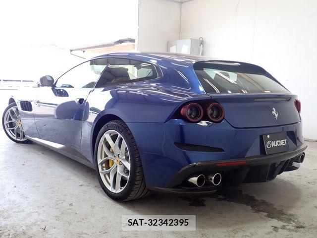 Ferrari GTC4 2020-01 8073733-2