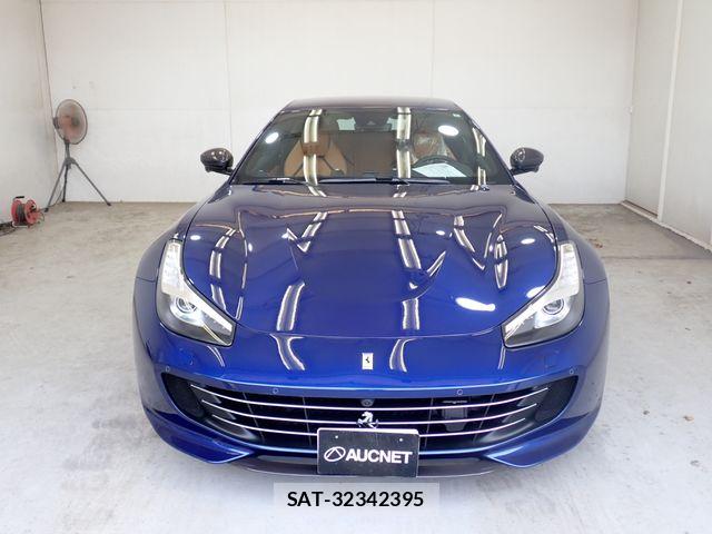 Ferrari GTC4 2020-01 8073733-4