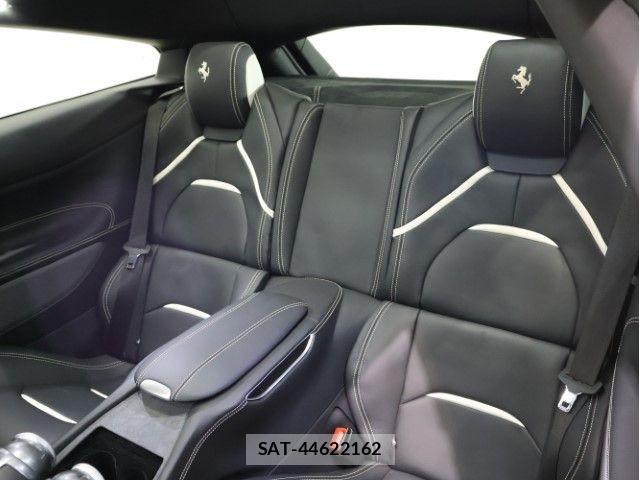 Ferrari GTC4 2020-03 8848944-21