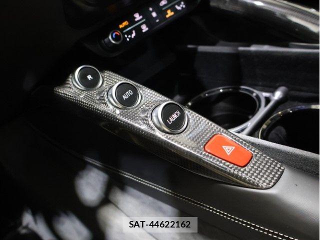 Ferrari GTC4 2020-03 8848944-24