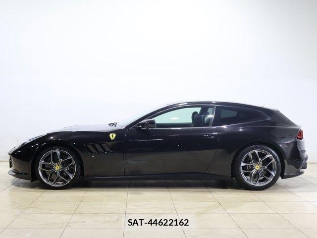 Ferrari GTC4 2020-03 8848944-2