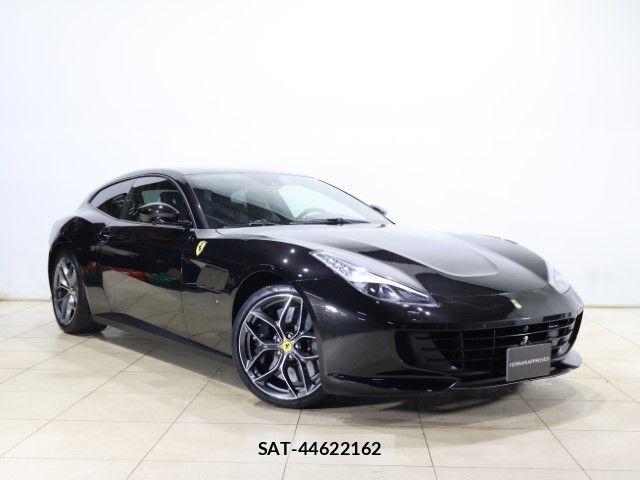 Ferrari GTC4 2020-03 8848944-5