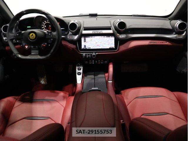 Ferrari GTC4 2020-03 8870970-10