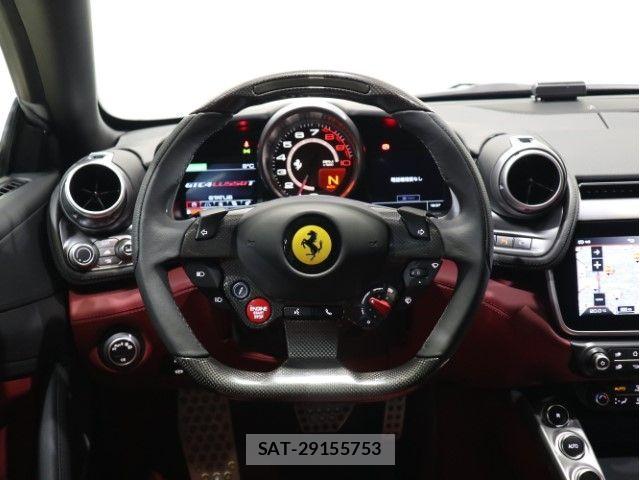 Ferrari GTC4 2020-03 8870970-16