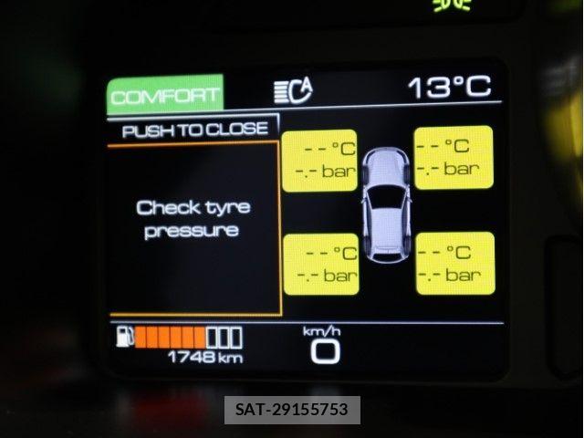 Ferrari GTC4 2020-03 8870970-19