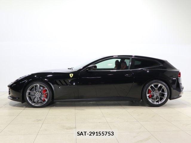 Ferrari GTC4 2020-03 8870970-2