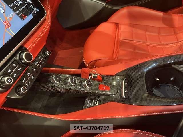 Ferrari Portofino 2020-01 6243964-25