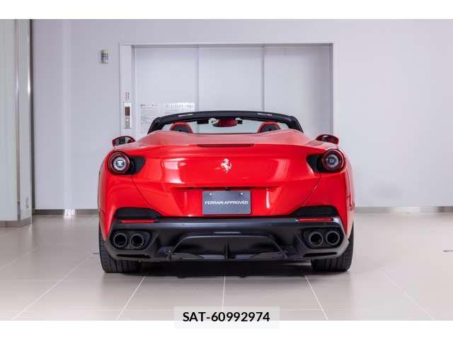 Ferrari Portofino 2019-02 7218410-8