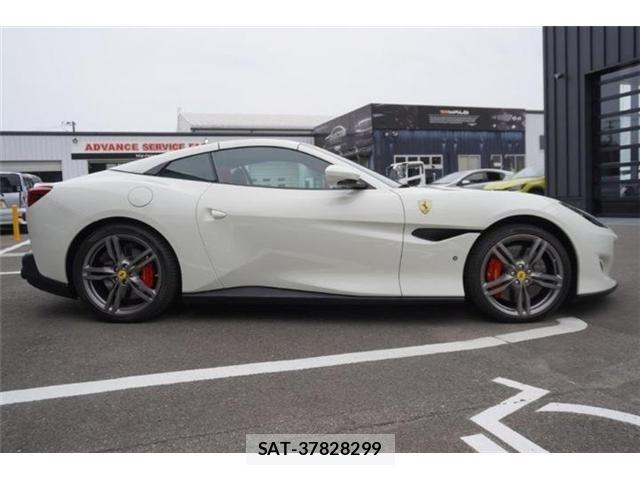 Ferrari Portofino 2020-04 8158412-10