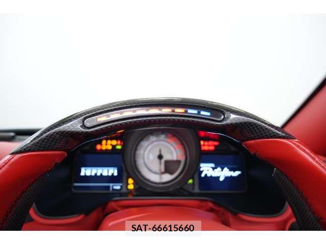 Ferrari Portofino 2019-12 8335809-12