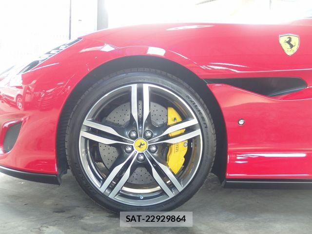 Ferrari Portofino 2021-02 8666128-12