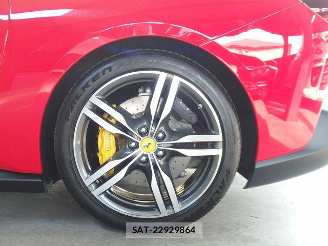 Ferrari Portofino 2021-02 8666128-13