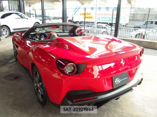 Ferrari Portofino 2021-02 8666128-15
