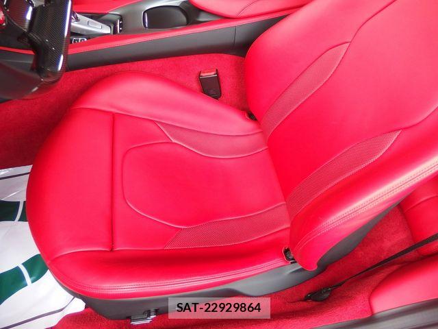 Ferrari Portofino 2021-02 8666128-20