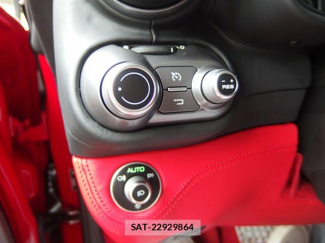 Ferrari Portofino 2021-02 8666128-26