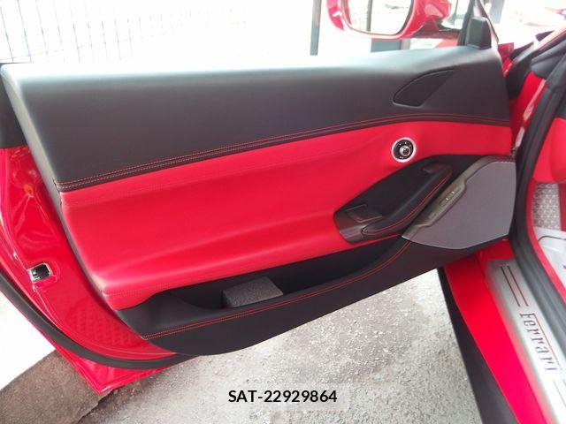 Ferrari Portofino 2021-02 8666128-28