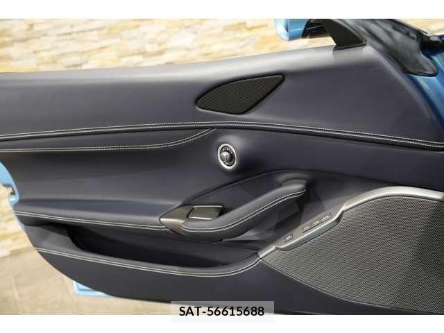 Ferrari Portofino 2022-10 6611814-26