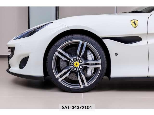 Ferrari Portofino 2020-02 7218411-12