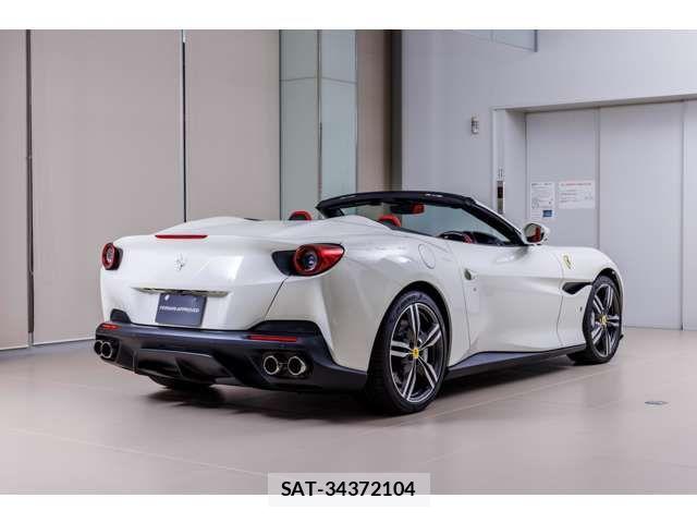 Ferrari Portofino 2020-02 7218411-8