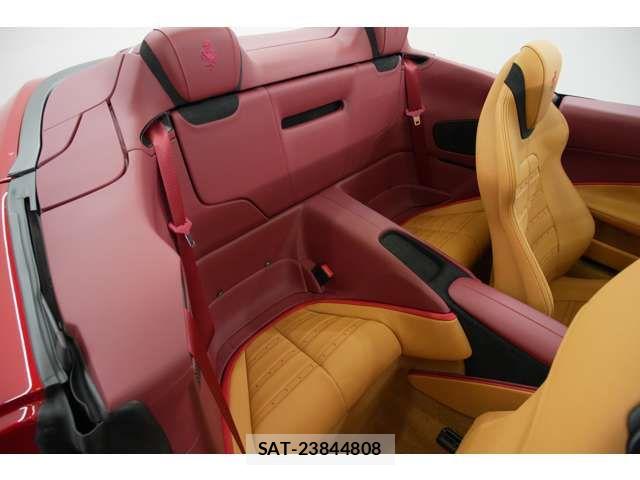 Ferrari Roma 2024-09 6304067-9