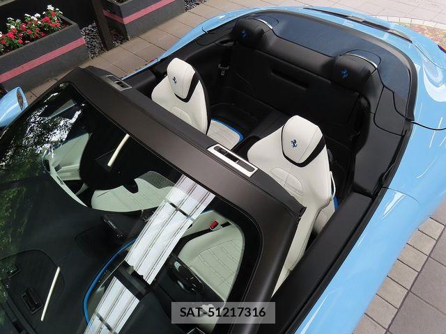 Ferrari Roma 2025-04 7392130-9