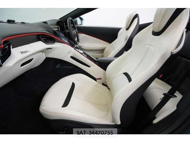 Ferrari Roma 2025-06 8848945-14