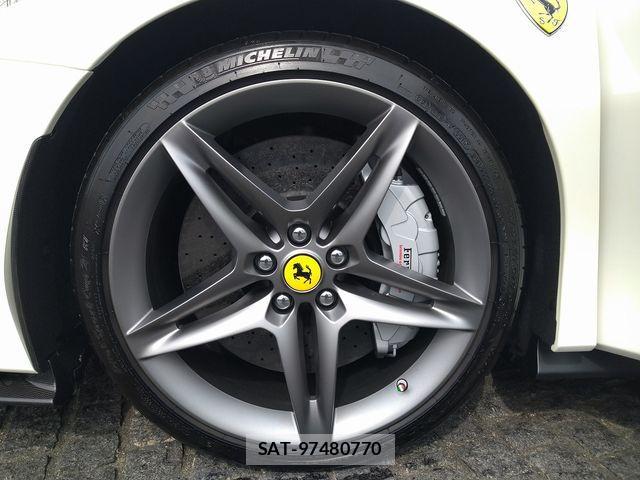 Ferrari SF90 Stradale 2022-03 1055781-9
