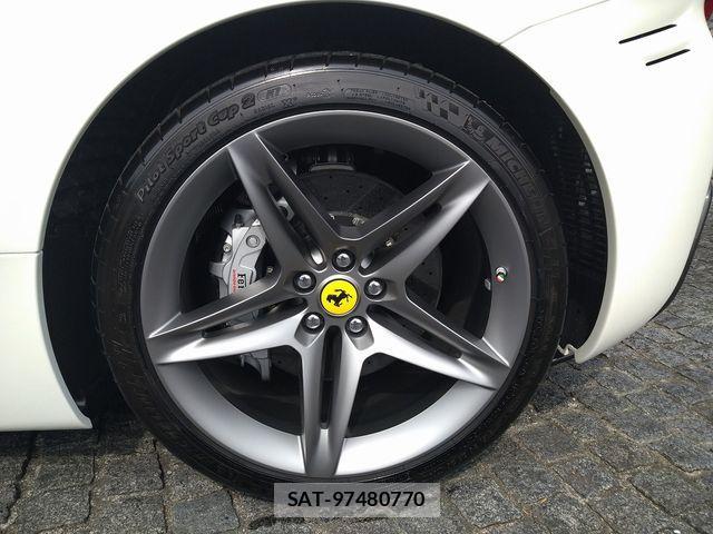 Ferrari SF90 Stradale 2022-03 1055781-10
