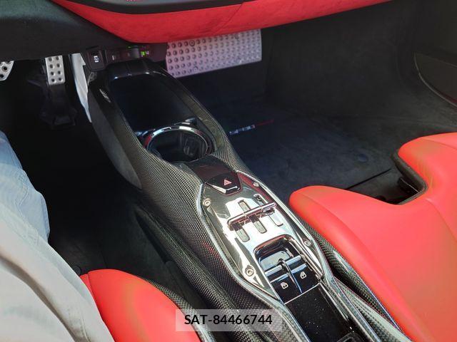 Ferrari SF90 Stradale 2021-04 1445509-20