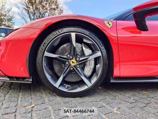 Ferrari SF90 Stradale 2021-04 1445509-6